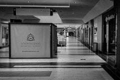 20201011EmptyMall018A
