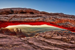 Sunrise at the Mesa Arch in Canyonlands, Utah.